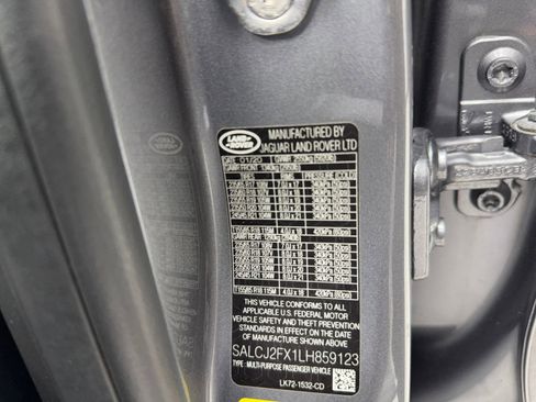 Used 2020 Land Rover Discovery Sport S image 54