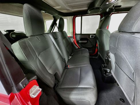 Used 2020 Jeep Wrangler Unlimited Sport S AWD/4WD image 24