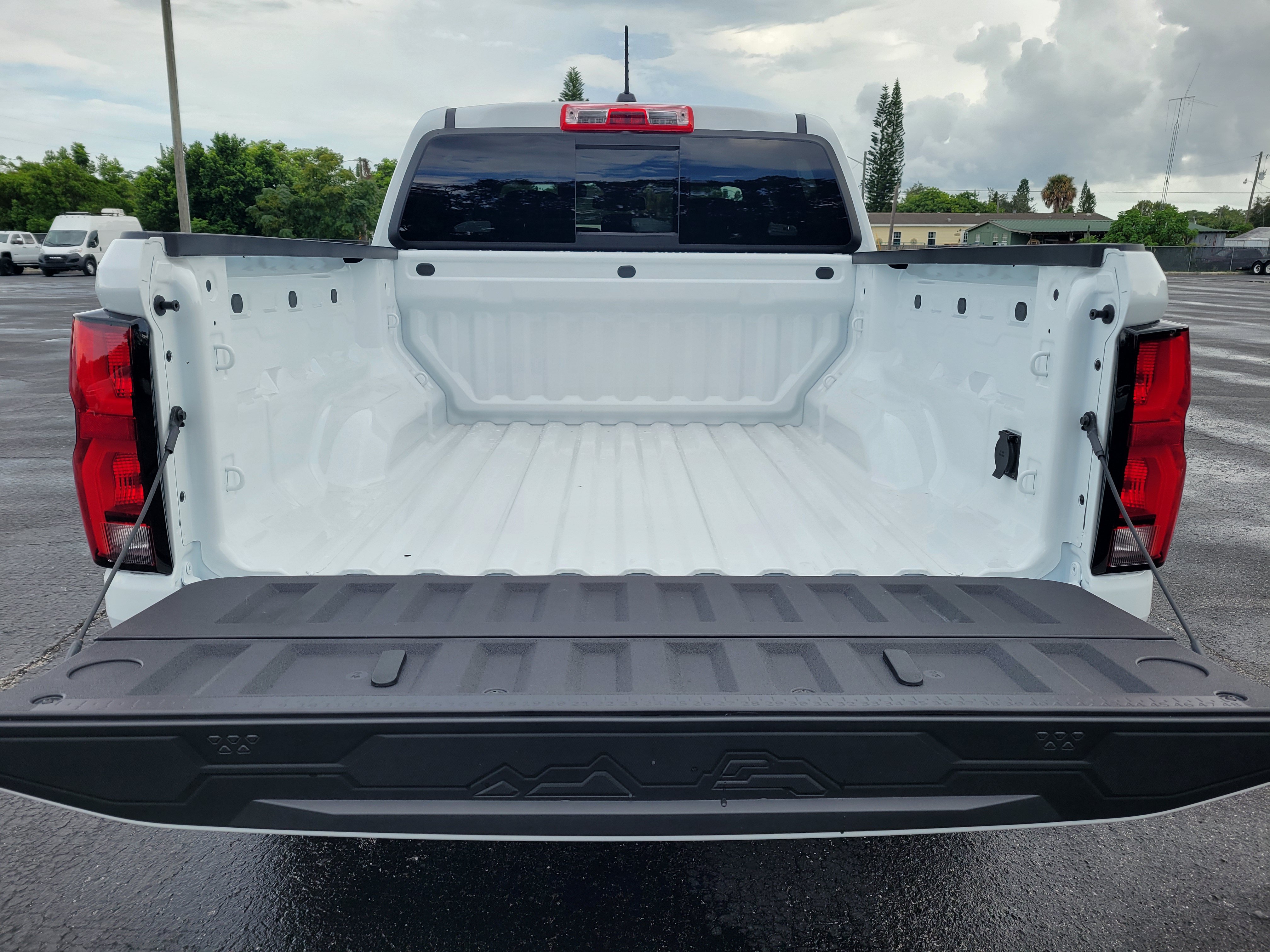 New 2026 Chevrolet Colorado LT w/ LT Convenience Package RWD image 8