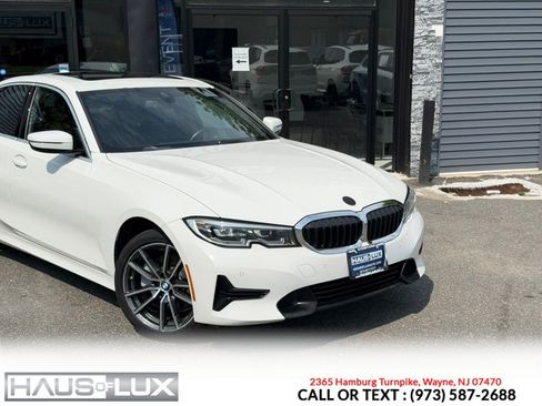 Used 2019 BMW 330i xDrive Sedan w/ Premium Package AWD/4WD image 2