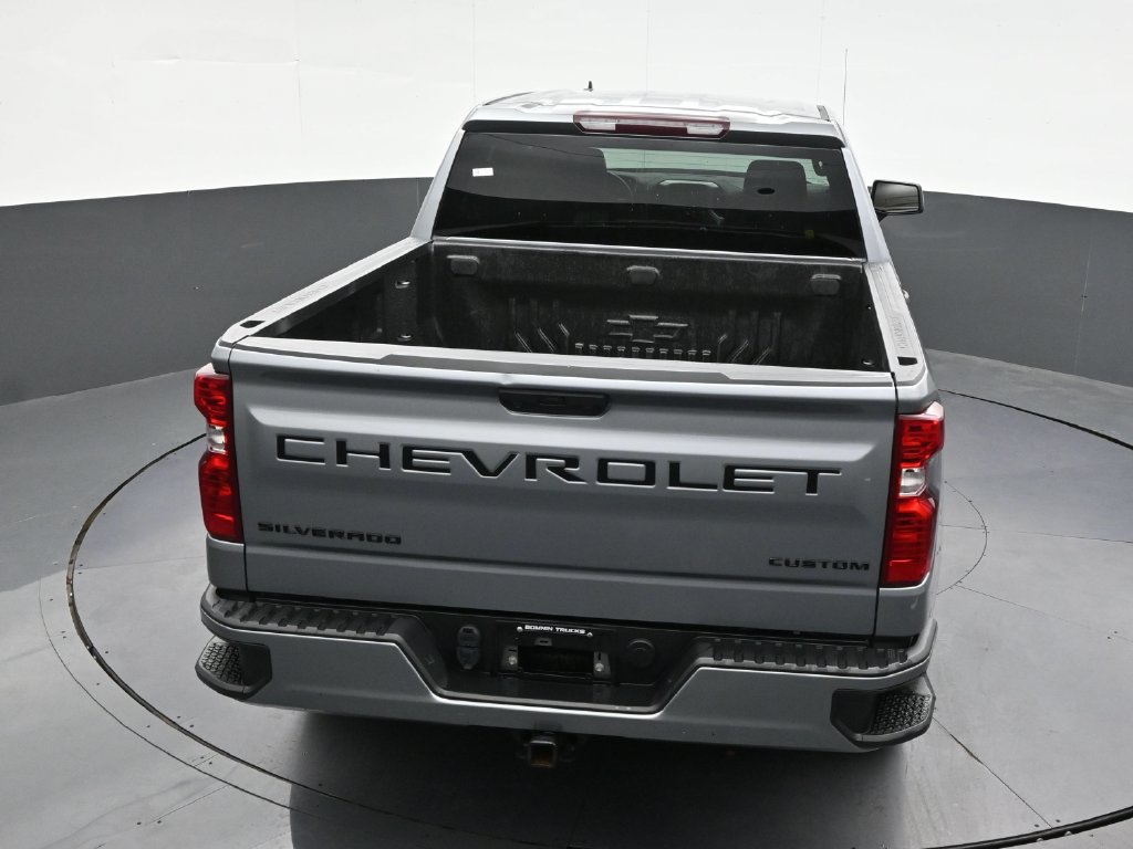 Used 2024 Chevrolet Silverado 1500 Custom w/ Turbomax Blackout Package RWD image 27
