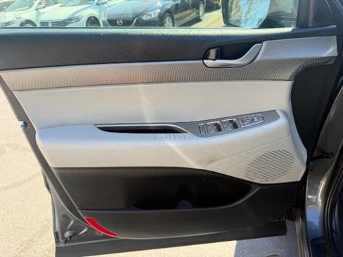 Used 2020 Hyundai Palisade SEL FWD image 12
