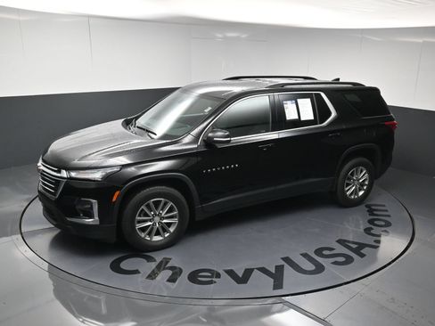 Used 2023 Chevrolet Traverse LT FWD image 27