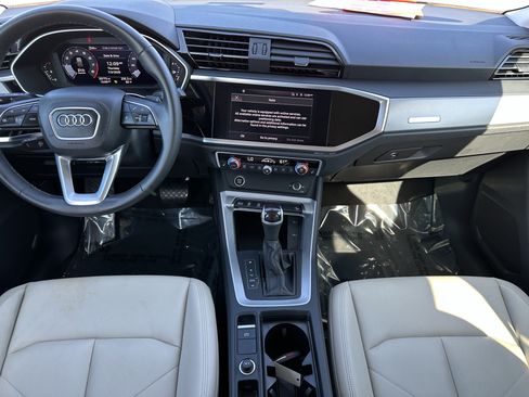 Used 2022 Audi Q3 2.0T Premium AWD/4WD image 15