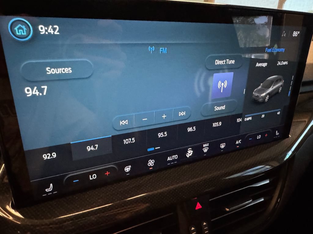 Used 2023 Ford Escape ST-Line w/ Tech Pack #1 AWD/4WD image 13