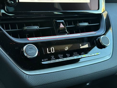 New 2026 Toyota Corolla SE image 17