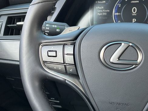 Certified 2024 Lexus ES 350 w/ Premium Package image 19