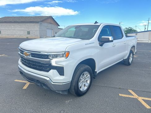Used 2025 Chevrolet Silverado 1500 LT AWD/4WD image 8