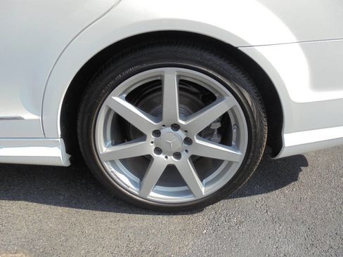 Used 2014 Mercedes-Benz C 300 4MATIC Sedan w/ Premium 1 Package image 32