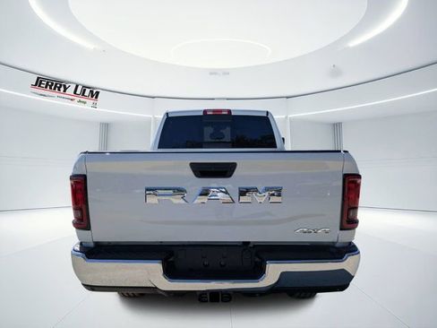 New 2026 RAM 2500 Tradesman AWD/4WD image 4