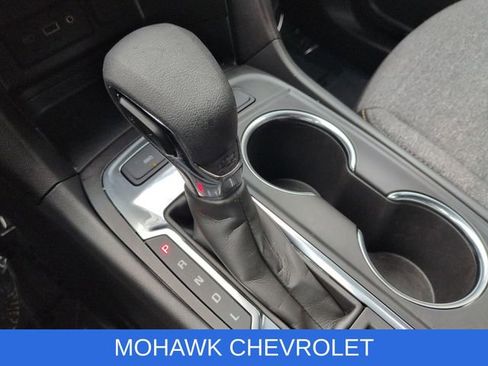 Used 2024 Chevrolet Equinox LT image 17