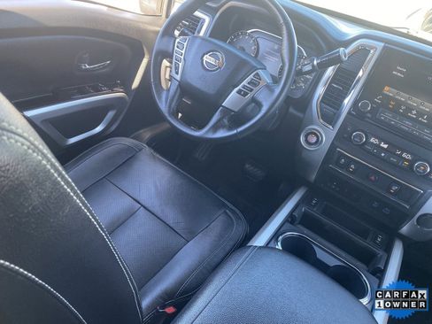 Certified 2021 Nissan Titan SV w/ SV Convenience Package image 15