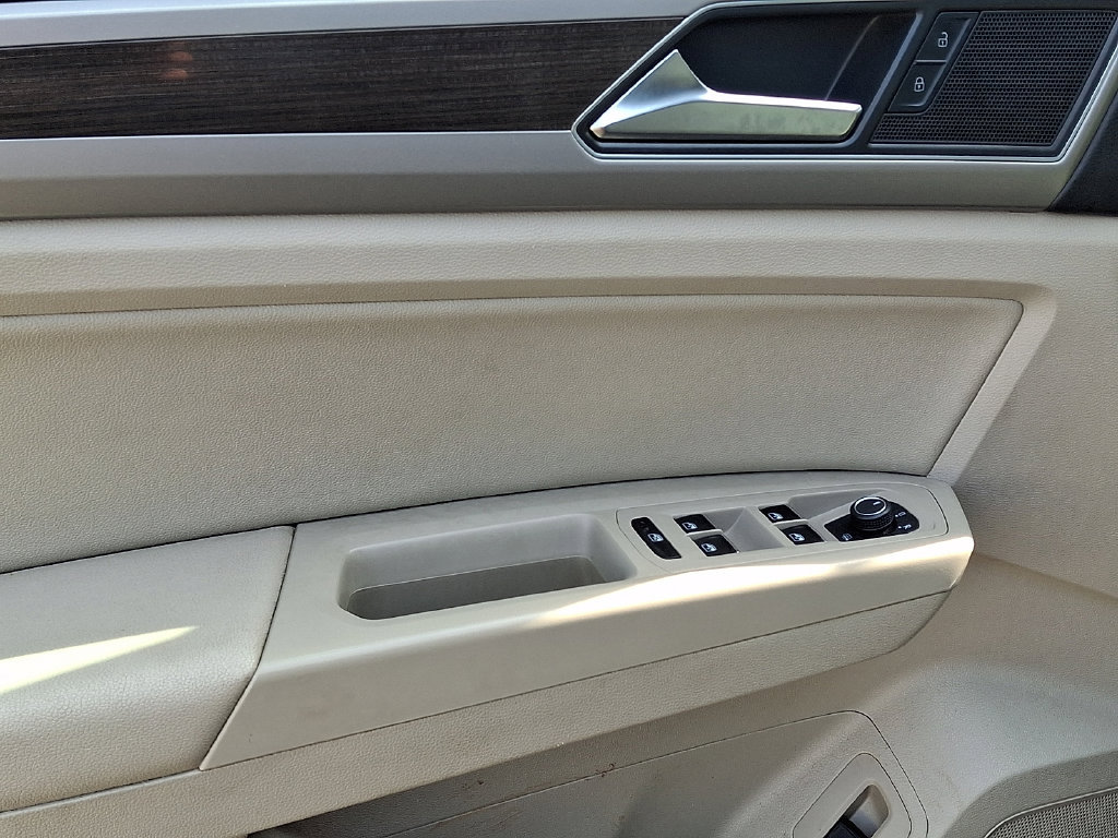 Used 2019 Volkswagen Atlas SEL AWD/4WD image 13