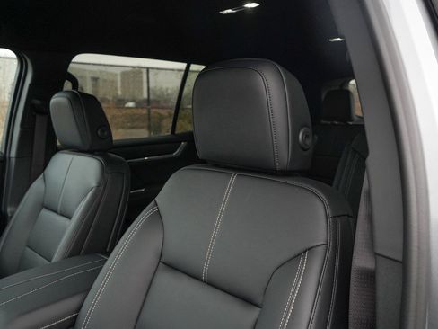 New 2026 GMC Acadia Elevation w/ Elevation Premium Package image 19