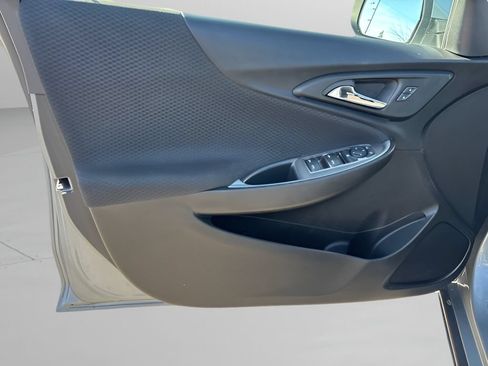 Used 2024 Chevrolet Malibu LT w/ Sport Edition FWD image 14
