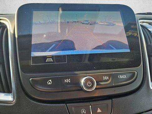 Used 2024 Chevrolet Malibu LT image 13