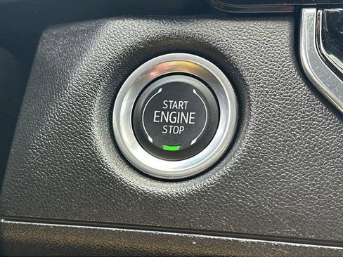 Used 2024 Chevrolet Colorado Trail Boss w/ Technology Package AWD/4WD image 15