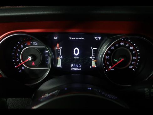 Used 2022 Jeep Wrangler Unlimited Rubicon w/ Cold Weather Group image 24