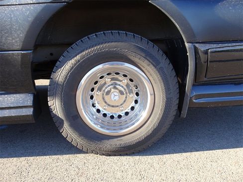 Used 2023 Mercedes-Benz Sprinter 3500 image 40