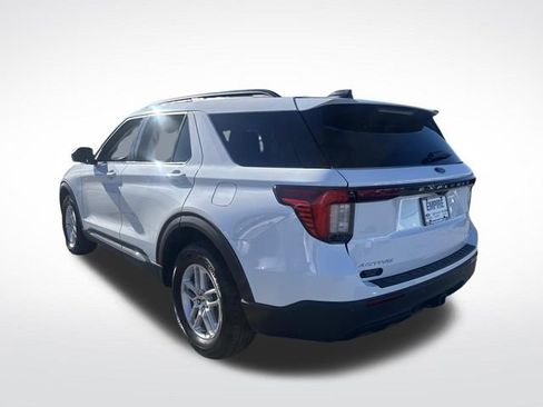 Certified 2025 Ford Explorer Active image 3