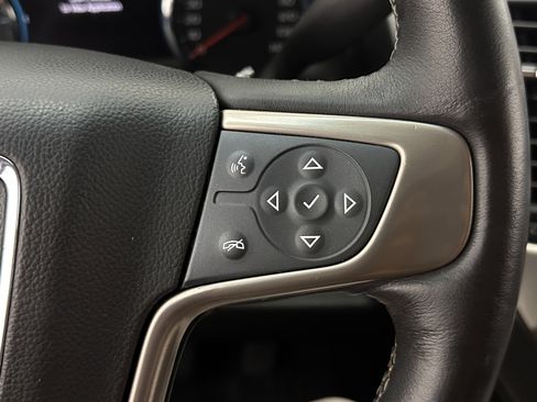 Used 2018 GMC Yukon Denali image 22