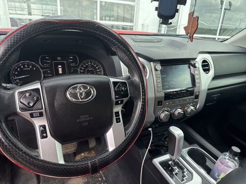 Used 2021 Toyota Tundra SR5 w/ SR5 Leather Package image 17