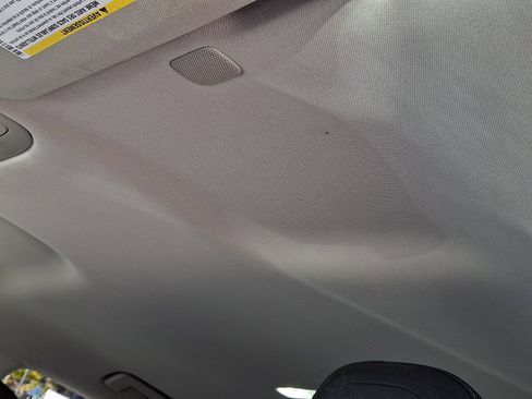 Used 2019 GMC Canyon SLE w/ SLE Convenience Package image 21