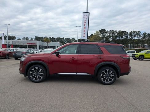 New 2026 Nissan Pathfinder Platinum AWD/4WD image 6