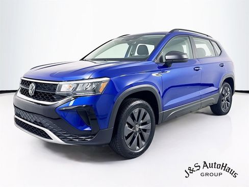 Used 2024 Volkswagen Taos S image 3