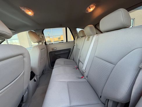 Used 2007 Ford Edge SE image 17