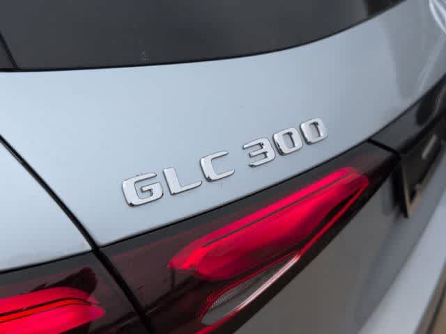 Used 2026 Mercedes-Benz GLC 300 image 11