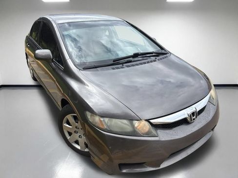 Used 2009 Honda Civic LX image 2