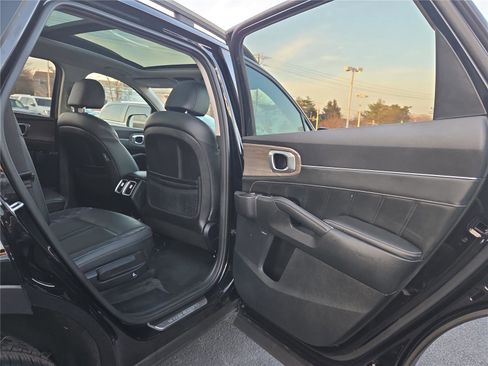 Certified 2022 Kia Sorento SX Prestige image 30