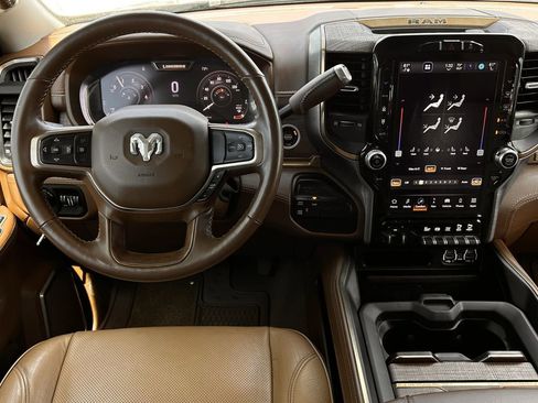 Used 2024 RAM 3500 Limited w/ Towing Technology Group image 13