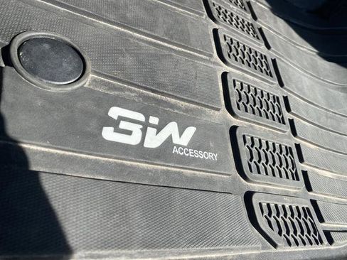 Used 2022 Jeep Grand Cherokee L Limited image 42