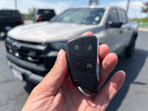 Used 2026 Chevrolet Colorado Trail Boss AWD/4WD image 49
