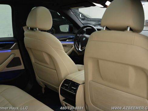 Used 2019 BMW 530e w/ Convenience Package RWD image 24
