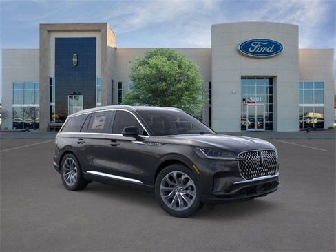 New 2026 Lincoln Aviator Reserve image 7