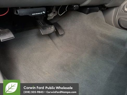 Used 2005 Ford F250 XLT image 26