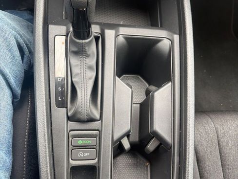 Used 2025 Honda Accord SE image 19