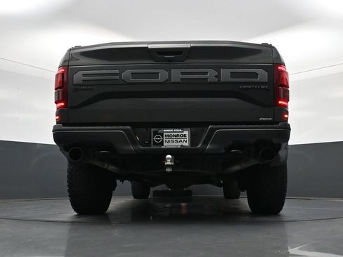 Used 2020 Ford F150 Raptor w/ Equipment Group 802A Luxury AWD/4WD image 24