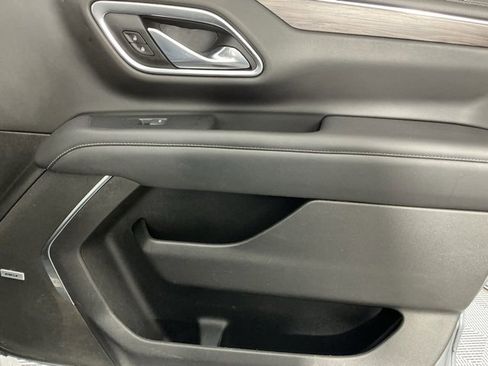 Used 2021 Chevrolet Tahoe LT w/ LT Signature Package image 13