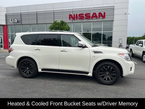 Used 2019 Nissan Armada Platinum w/ Interior Lighting Package AWD/4WD image 16