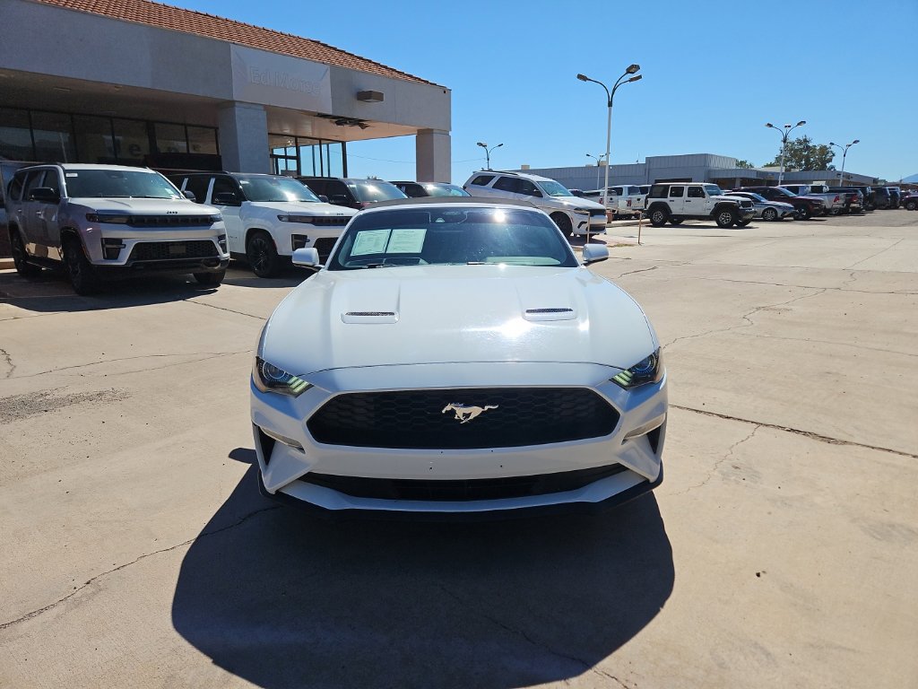 Used 2022 Ford Mustang Premium RWD image 6