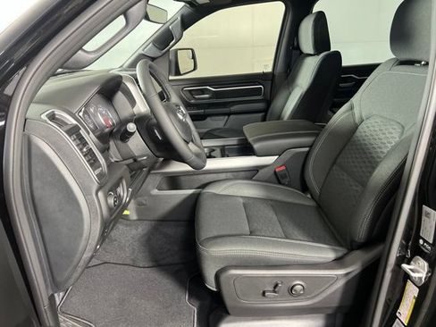 New 2026 RAM 1500 Big Horn AWD/4WD image 10