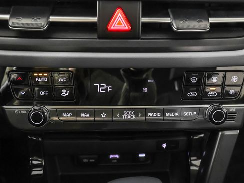 Used 2025 Kia Seltos SX w/ SX Sunroof Package image 33