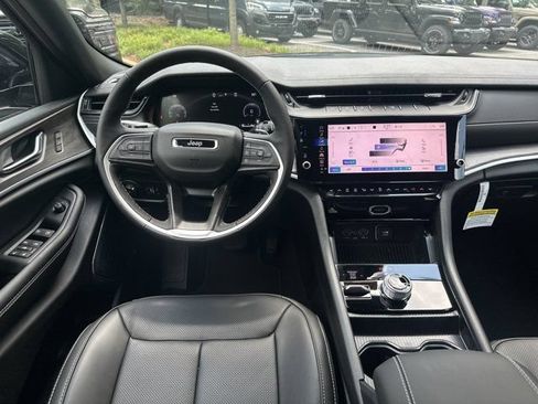 New 2026 Jeep Grand Cherokee Limited AWD/4WD image 21