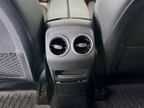 Certified 2025 Mercedes-Benz GLB 250 image 26