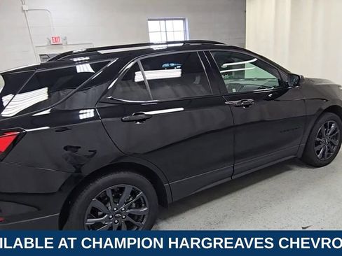 Certified 2023 Chevrolet Equinox RS FWD image 11