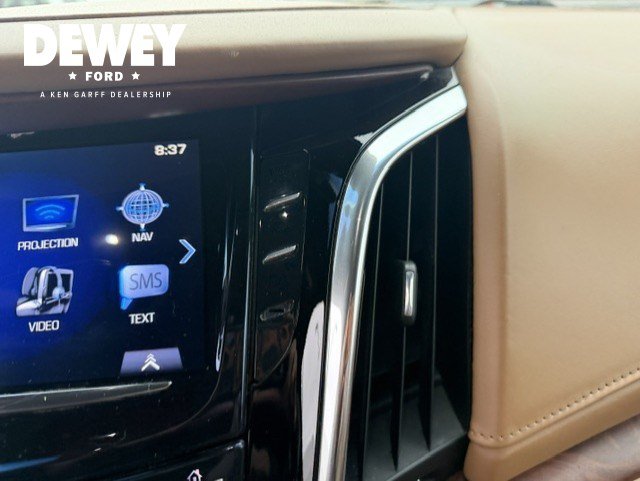 Used 2017 Cadillac Escalade Platinum AWD/4WD image 23